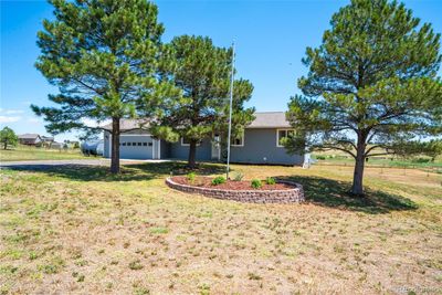 34332 Goldenrod Circle, House other with 4 bedrooms, 3 bathrooms and 2 parking in Kiowa CO | Image 3