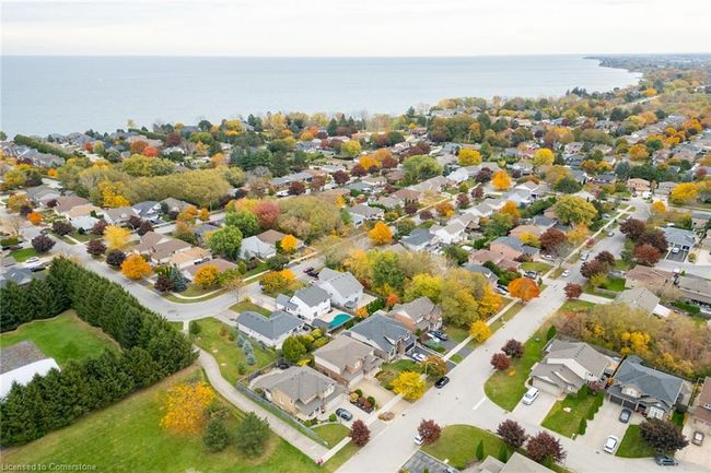 24 Jeanette Ave, House other with 4 bedrooms, 3 bathrooms and 4 parking in Grimsby ON | Image 4