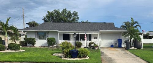 822 Oakmont Avenue, SUN CITY CENTER, FL, 33573 | Card Image