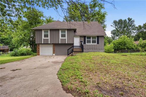 8909 Stark Avenue, Kansas City, MO, 64138 | Card Image