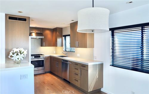 604 Poinsettia Ave, Corona del Mar, CA, 92625-5524 | Card Image
