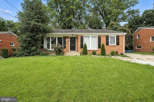 7415 Dominion Dr, OXON HILL, MD, 20745-1532 | Card Image
