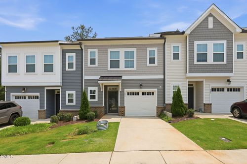 803 Oak Center Dr, Raleigh, NC, 27610-9538 | Card Image