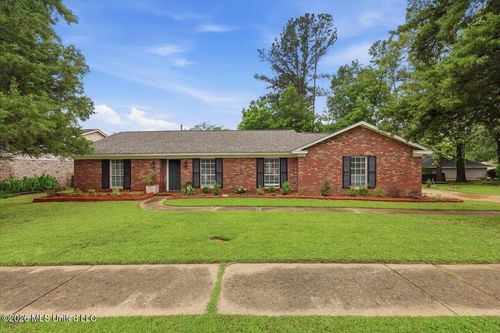 306 Mcdonald Dr, Clinton, MS, 39056-5338 | Card Image