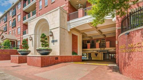 452-2400 Mccue Road, Houston, TX, 77056 | Card Image