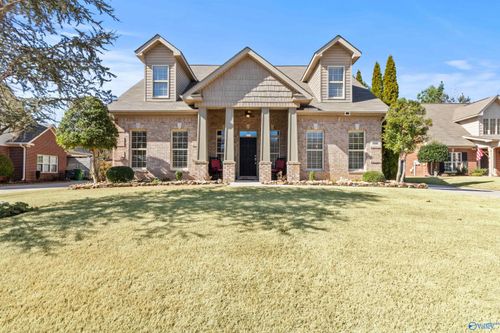 7106 Mossy Bank Trl Se, Owens Cross Roads, AL, 35763-9042 | Card Image