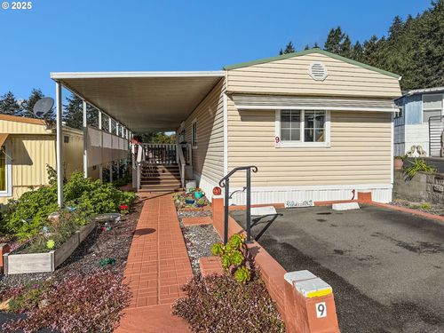 9-15765 Highway 101 S, Brookings, OR, 97415-9545 | Card Image