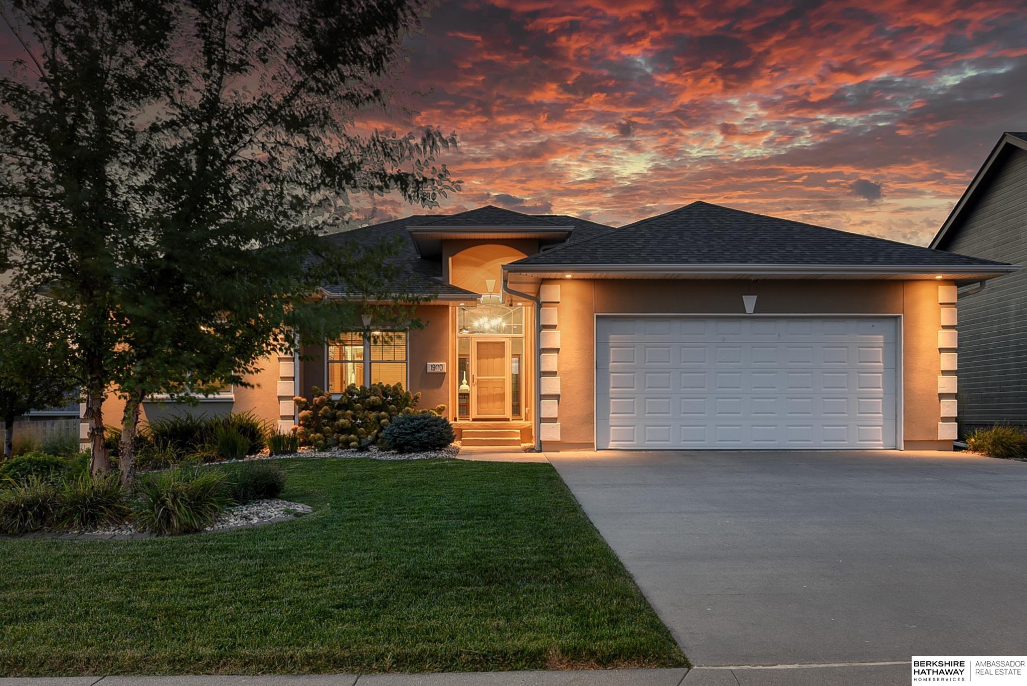 Ohio St, Elkhorn, NE 68022