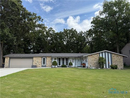 1819 Sherwood Dr, Defiance, OH, 43512-3429 | Card Image