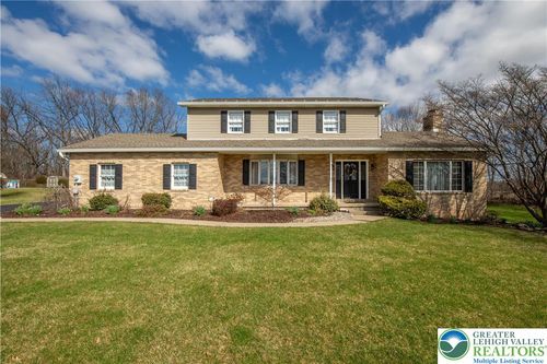 783 American General Dr, Forks Twp, PA, 18040-7417 | Card Image