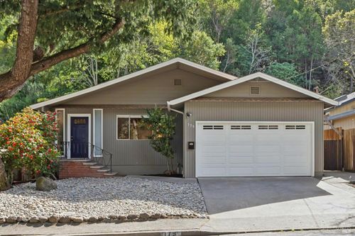 179 Bothin Road, Fairfax, CA, 94930 | Card Image