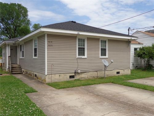 4620 Coronet Ave, Virginia Beach, VA, 23455-1404 | Card Image