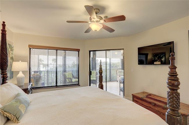 APT-102 - 9612 Riverside Dr, House attached with 2 bedrooms, 2 bathrooms and null parking in Sebastian FL | Image 18