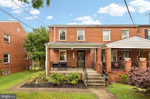 1916 T St Se, WASHINGTON, DC, 20020-4637 | Card Image