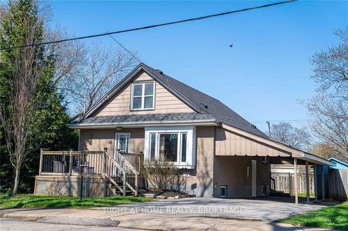 68 W 4th St, Hamilton, ON, L9C3M7 | Card Image
