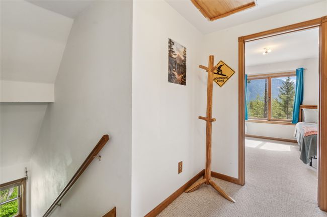 upstairs landing to 2 bedrooms & one bathroom | Image 35
