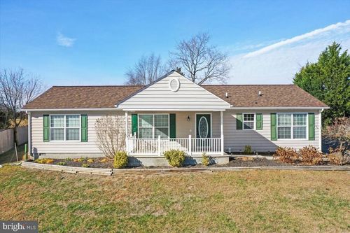 97 Lair Way, INWOOD, WV, 25428-3902 | Card Image