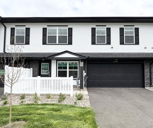 5355 Long Pointe Pass, Woodbury, MN, 55129-6305 | Card Image