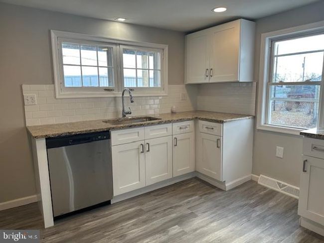 13 Vale Dr, House other with 4 bedrooms, 1 bathrooms and null parking in BOYERTOWN PA | Image 5