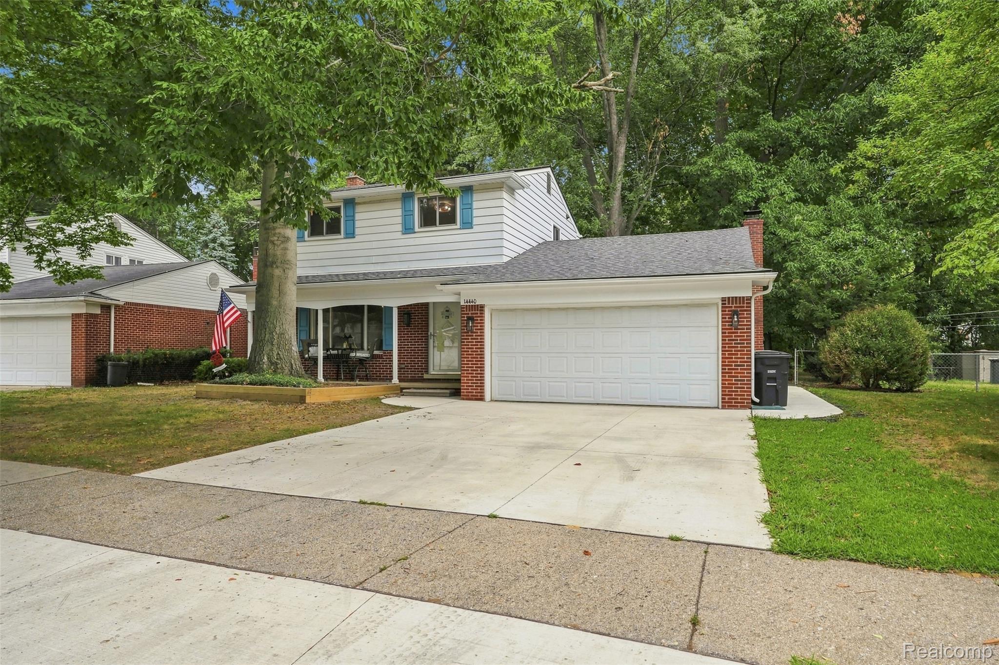 Residential in Livonia