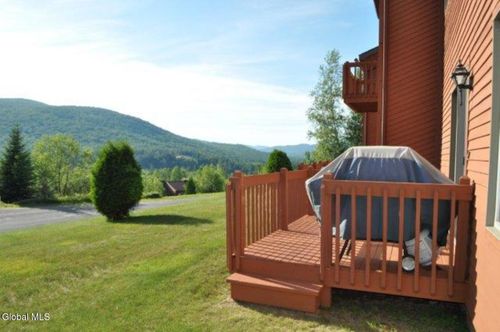 29-l-29 Summit Rdg, North Creek, NY, 12853-7700 | Card Image