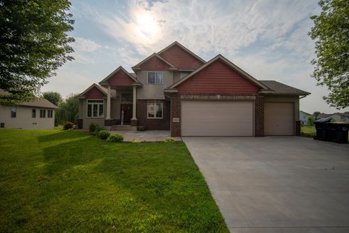 29192 Wildwood Rd, Chisago City, MN, 55013-8512 | Card Image