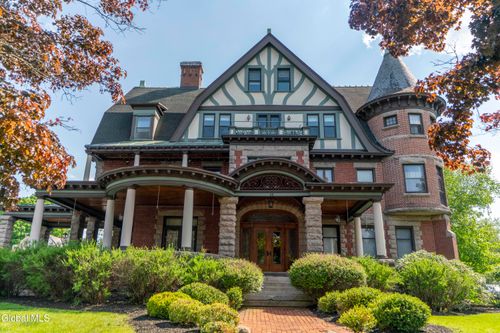 apt-8-56 Union Ave, Saratoga Springs, NY, 12866-4364 | Card Image