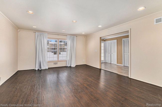4819 Thorntree Dr, House other with 4 bedrooms, 3 bathrooms and null parking in West Bloomfield MI | Image 8