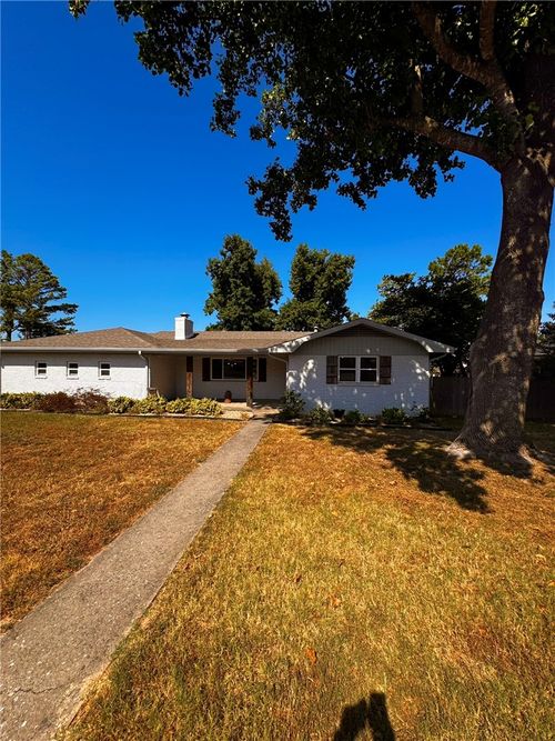 922 S 15th St, Rogers, AR, 72758-5008 | Card Image