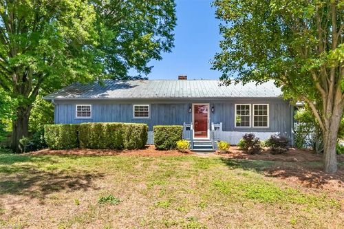 3500 Westfield St, High Point, NC, 27265-2110 | Card Image