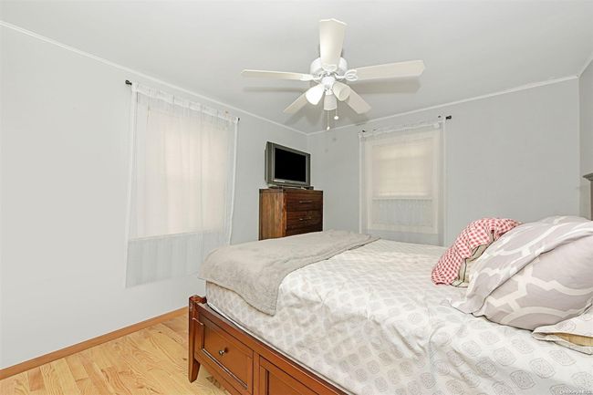 58 Maple St, House other with 3 bedrooms, 1 bathrooms and null parking in Central Islip NY | Image 8