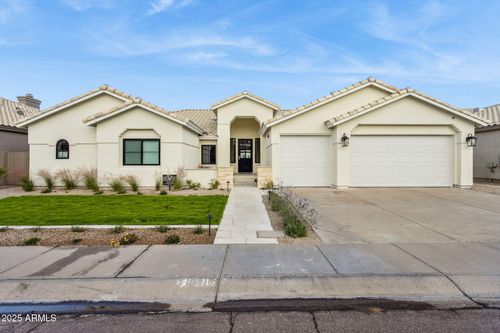 8916 E Camino Del Santo, Scottsdale, AZ, 85260-7606 | Card Image