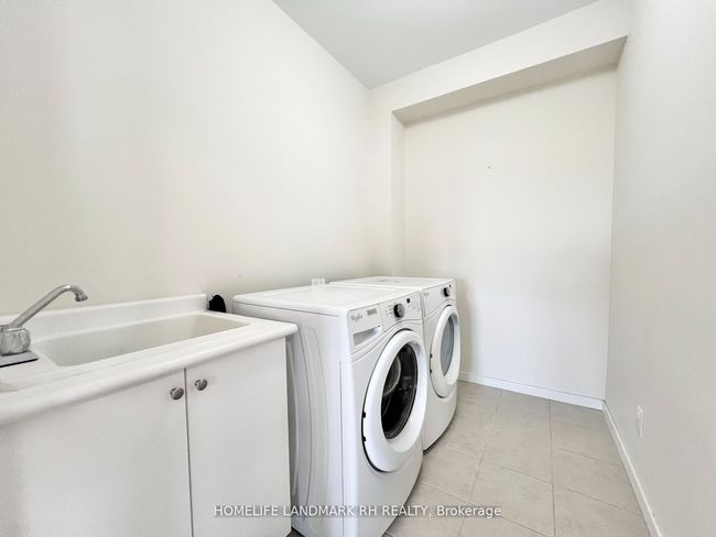 28 Elyse Crt, House attached with 4 bedrooms, 3 bathrooms and 2 parking in Aurora ON | Image 28