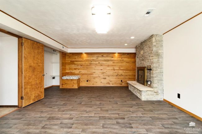 5921 Sharm Dr, House other with 3 bedrooms, 2 bathrooms and null parking in Manhattan KS | Image 25