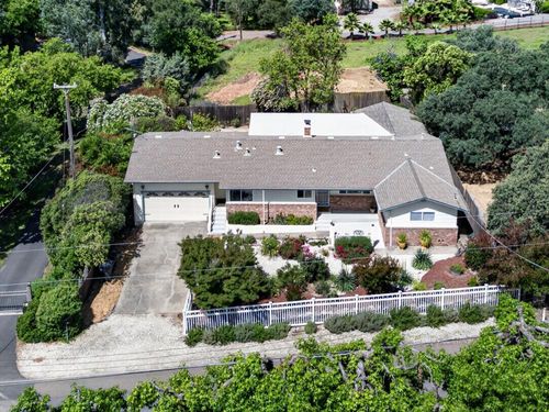 8133 Peerless Ave, Orangevale, CA, 95662-2242 | Card Image