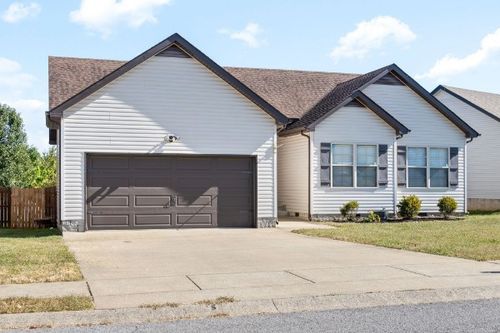 1379 Whitt Ln, Clarksville, TN, 37042-6777 | Card Image