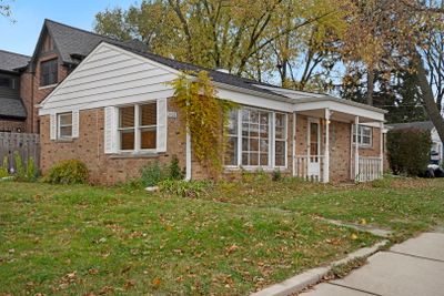 2402 Illinois Road, House other with 3 bedrooms, 1 bathrooms and 1 parking in Northbrook IL | Image 2