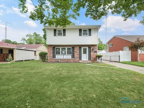 5916 Tetherwood Dr, Toledo, OH, 43613-1616 | Card Image