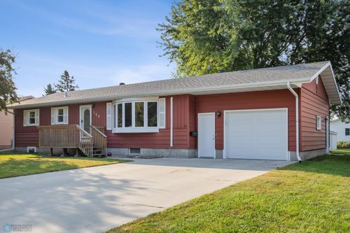 160 Walnut St, Kindred, ND, 58051-4301 | Card Image