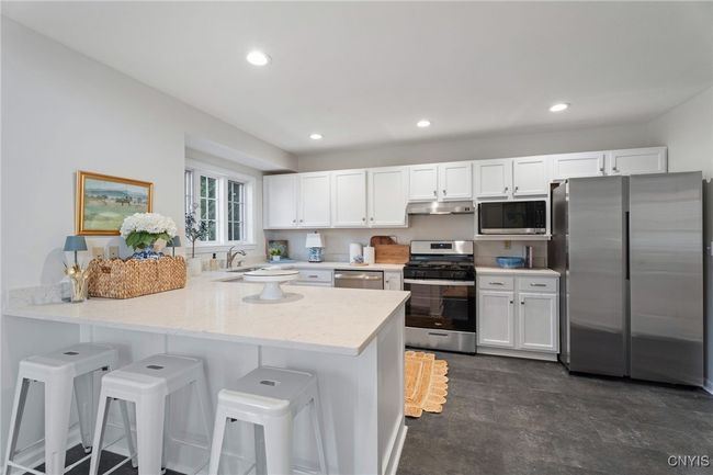 28 Willowbrook Dr, Townhouse with 2 bedrooms, 3 bathrooms and null parking in Owasco NY | Image 9