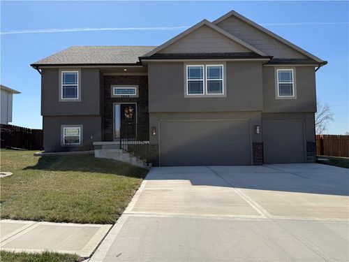 1205 E Campbell Rd, Oak Grove, MO, 64075 | Card Image