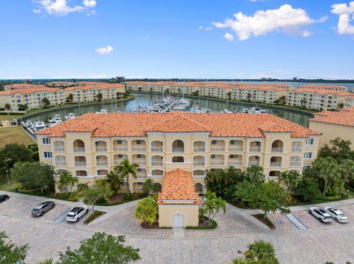 unit-106-11 Harbour Isle Dr W, Fort Pierce, FL, 34949-2763 | Card Image