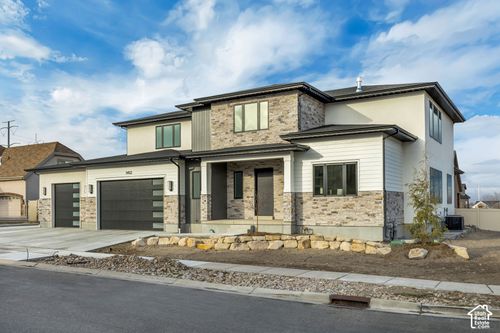 15200-1452 W Meadow Glen Dr, Bluffdale, UT, 84065-5549 | Card Image