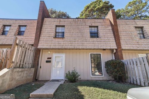 6429 Woodstone Way, Morrow, GA, 30260-1738 | Card Image