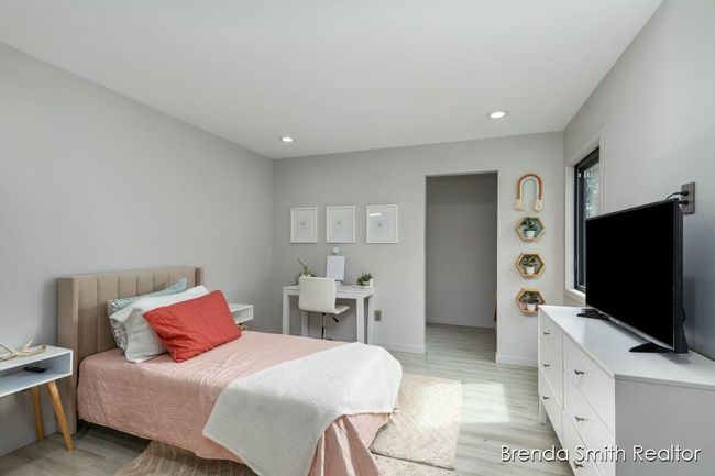 Bedroom 2 | Image 27