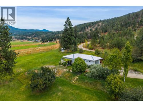 8121 Lyons Road, Kamloops, BC, V0E1Z2 | Card Image