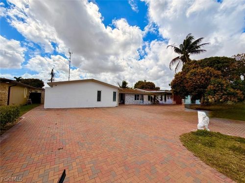6748 Rose Dr, Miramar, FL, 33023-4839 | Card Image