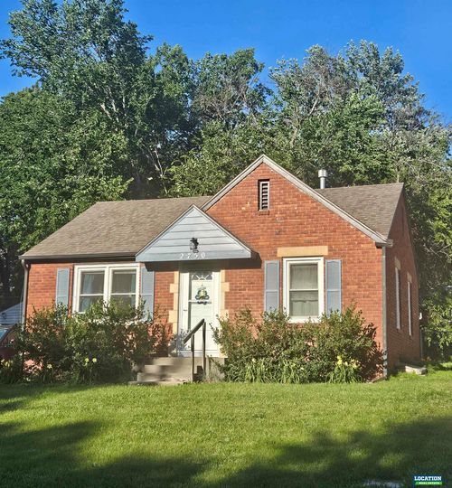 2750 S 34th Street, Lincoln, NE, 68506 | Card Image