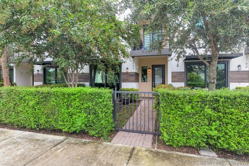 3764 Lambert Ave, West Palm Beach, FL, 33405-2257 | Card Image