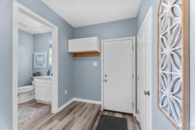 Side door off the kitchen | Image 7